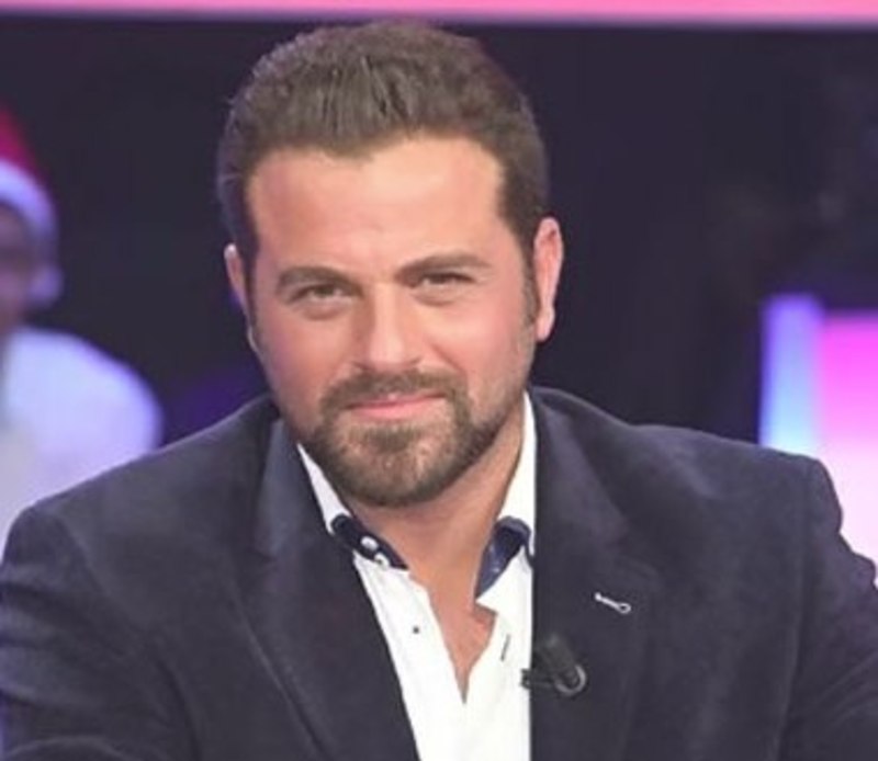 صور وفيديو:يوسف الخال يخضع لعملية تحول جذري في شكله.. والسبب؟